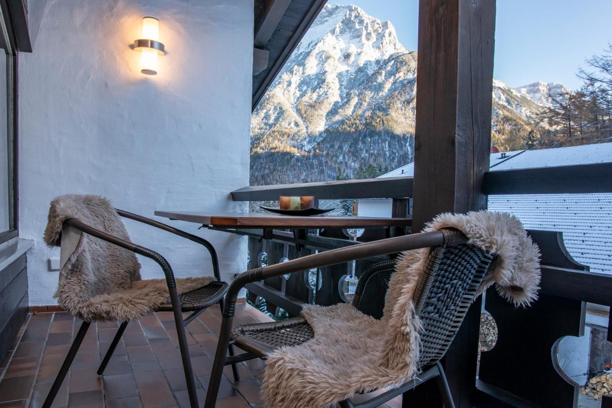 Ferienhaus Zauberberg - Magie Der Alpen - By Loewenherz Mittenwald Ngoại thất bức ảnh